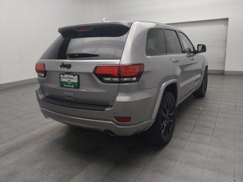 Used 2019 Jeep Grand Cherokee Altitude image 9