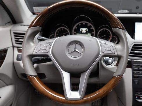Used 2013 Mercedes-Benz E 350 4MATIC Coupe image 7