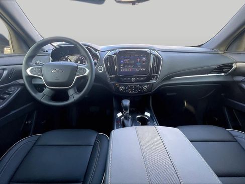 Used 2023 Chevrolet Traverse Premier w/ Redline Edition FWD image 31