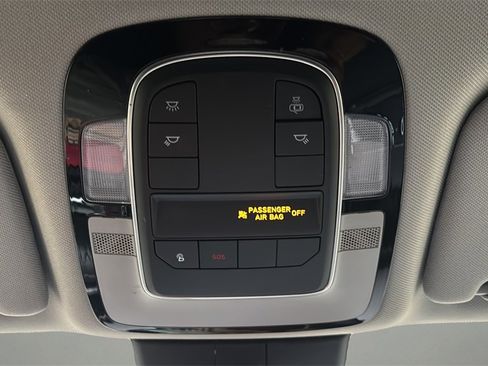 Used 2021 Hyundai Santa Fe SEL w/ Convenience Package image 28