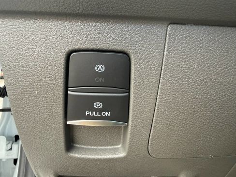 Used 2025 Ford Transit 250 250 AWD 3dr LWB Medium Roof Ca image 27