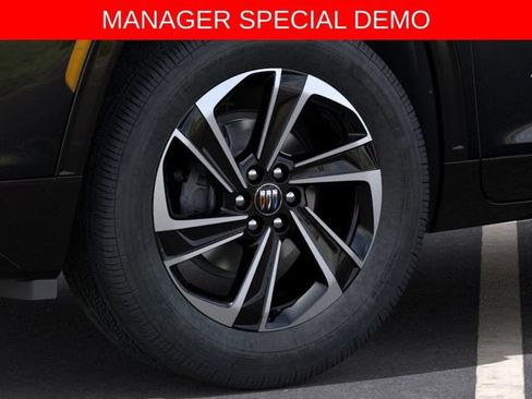 Used 2026 Buick Enclave Sport Touring w/ Power Package AWD/4WD image 9