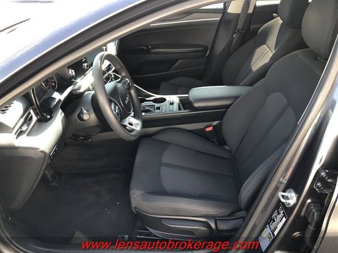 Used 2022 Kia K5 LXS FWD image 11