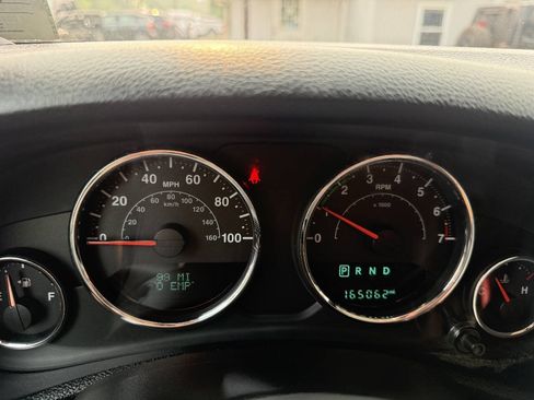 Used 2016 Jeep Wrangler Sport AWD/4WD image 9