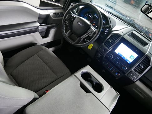 Used 2020 Ford F150 XLT w/ Equipment Group 302A Luxury AWD/4WD image 9