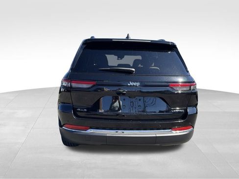 Used 2023 Jeep Grand Cherokee Limited image 9