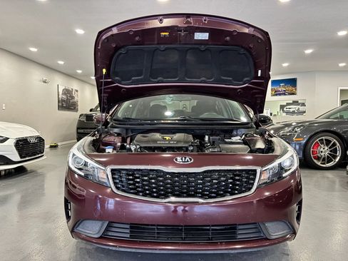 Used 2017 Kia Forte LX FWD image 34