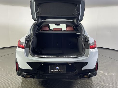 Certified 2024 BMW X4 xDrive30i w/ Premium Package AWD/4WD image 8