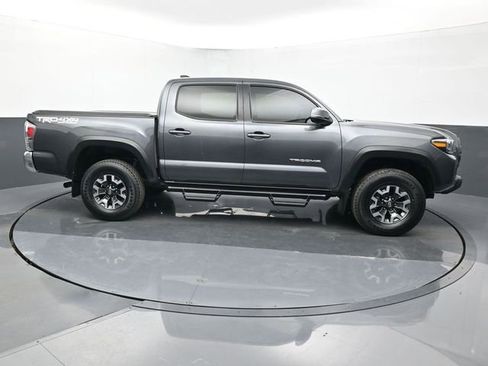 Used 2021 Toyota Tacoma TRD Off-Road image 6