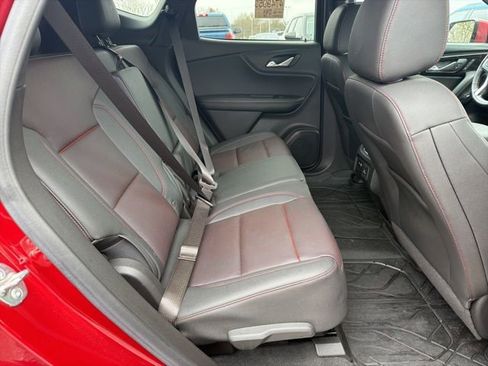 Used 2024 Chevrolet Blazer RS w/ Enhanced Convenience Package image 17