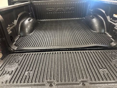 Used 2020 RAM 1500 Big Horn AWD/4WD image 31