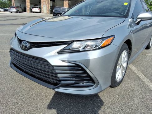 Used 2024 Toyota Camry LE FWD image 9