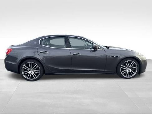 Used 2015 Maserati Ghibli Base image 8