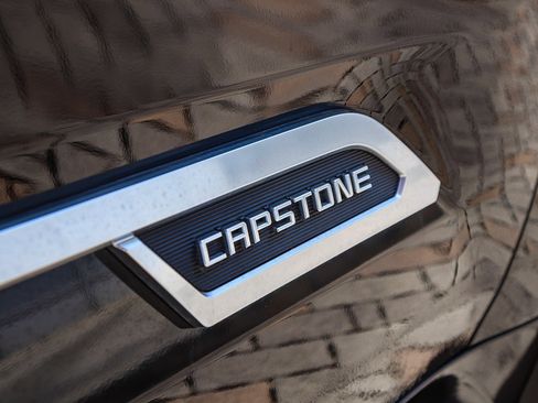 Used 2024 Toyota Sequoia Capstone AWD/4WD image 9
