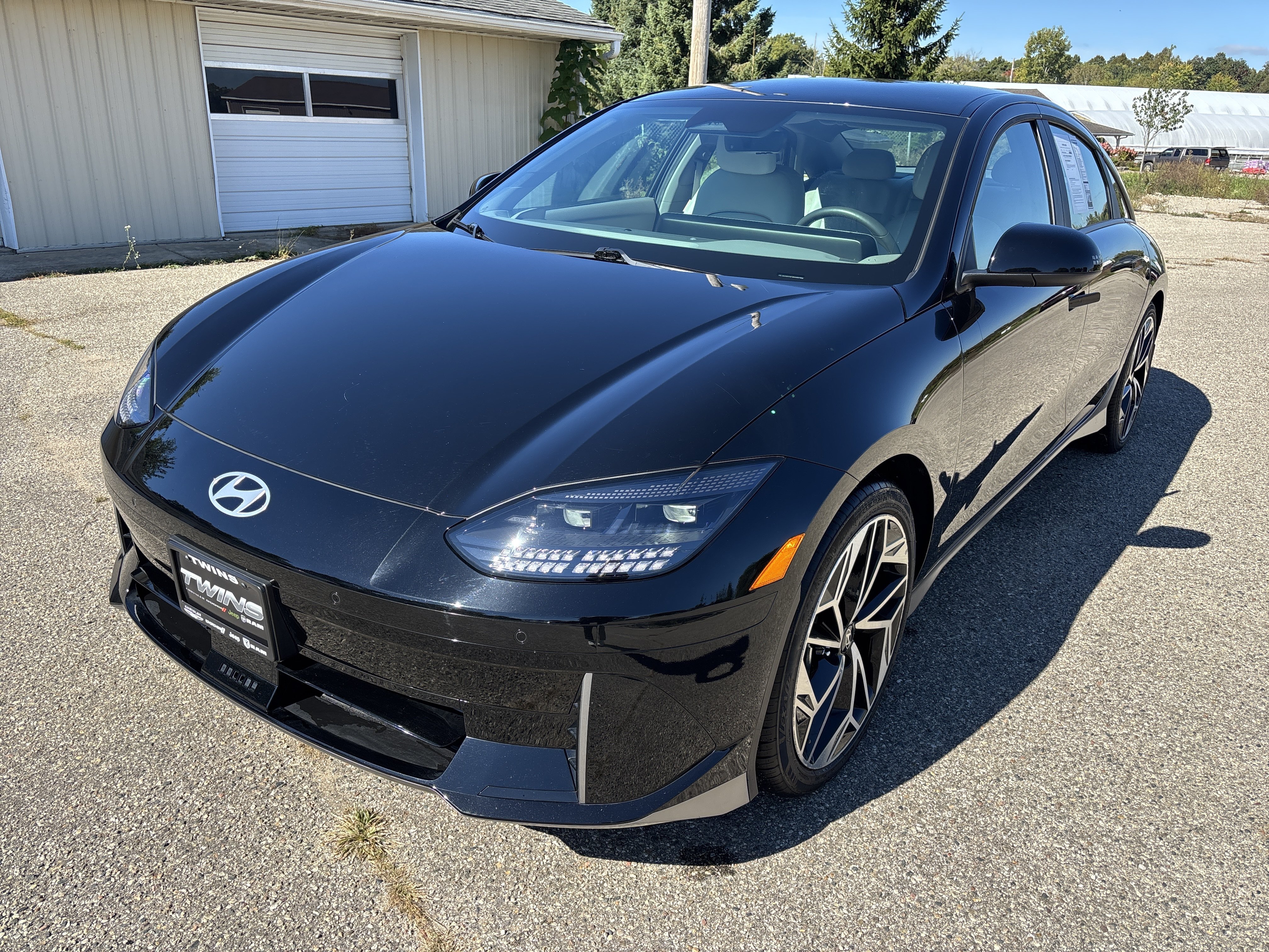 Used 2023 Hyundai Ioniq 6 SEL AWD/4WD image 11