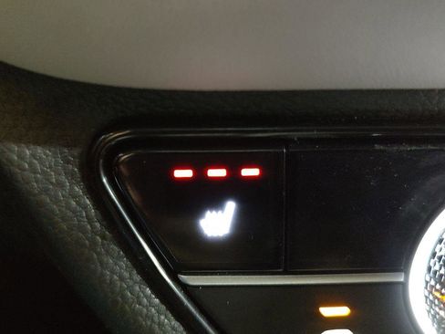 Used 2026 Honda HR-V EX-L image 12