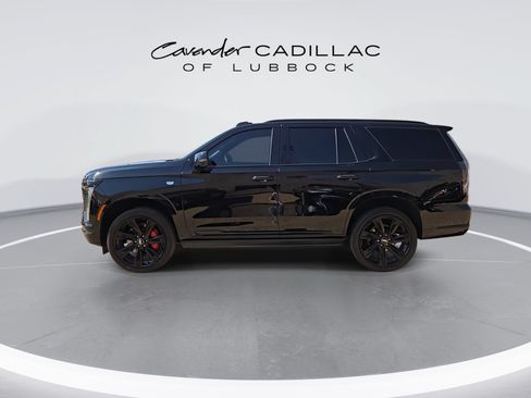 Certified 2025 Cadillac Escalade Sport Platinum w/ LPO, Floor Liner Package AWD/4WD image 5
