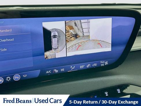 Used 2025 Buick Enclave Preferred image 16