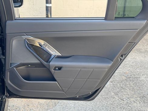 Used 2023 BMW 740i RWD image 53