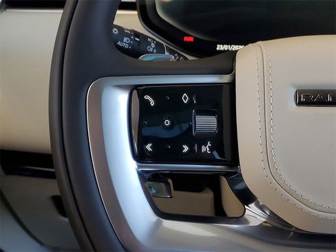 New 2026 Land Rover Range Rover SE image 14