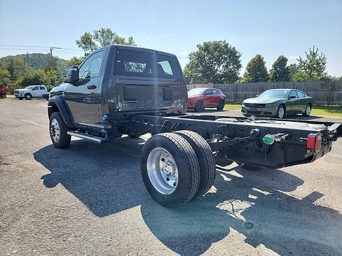 New 2024 RAM 5500 Tradesman image 7