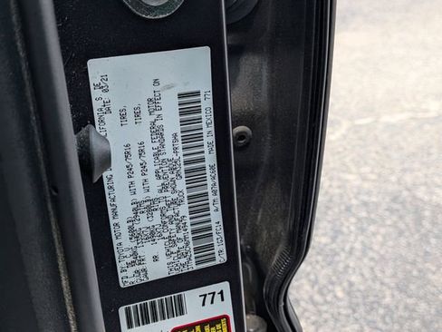 Used 2021 Toyota Tacoma SR5 RWD image 34