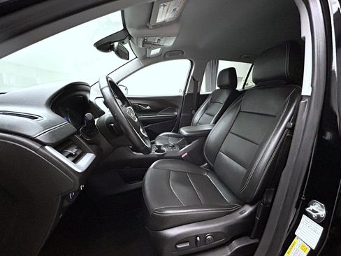 Used 2024 GMC Terrain SLT image 10