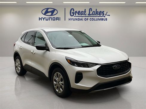 Used 2023 Ford Escape Active image 7