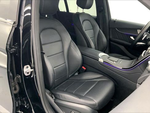 Certified 2022 Mercedes-Benz GLC 300 image 12