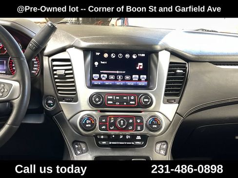 Used 2016 GMC Yukon SLT w/ Open Road Package AWD/4WD image 19