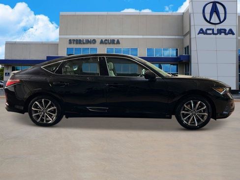 New 2025 Acura Integra image 8