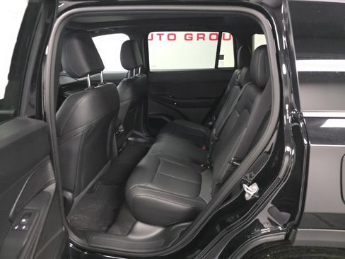 New 2026 Jeep Cherokee Limited AWD/4WD image 32