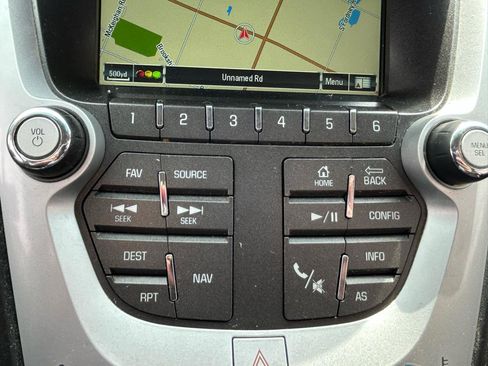 Used 2017 Chevrolet Equinox Premier w/ True North Edition AWD/4WD image 26