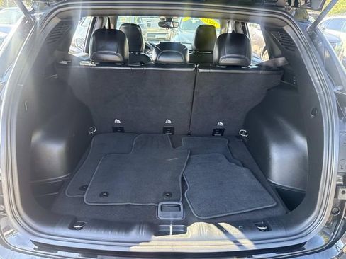 Used 2024 Jeep Compass Latitude image 7