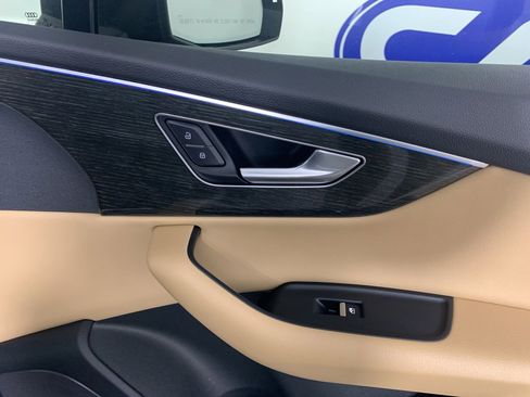 Used 2020 Audi Q7 3.0T Prestige w/ Prestige Package image 43