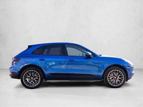 Used 2017 Porsche Macan S image 4