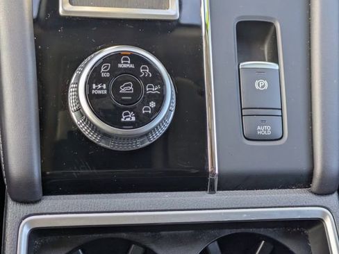 New 2025 Mitsubishi Outlander ES image 22