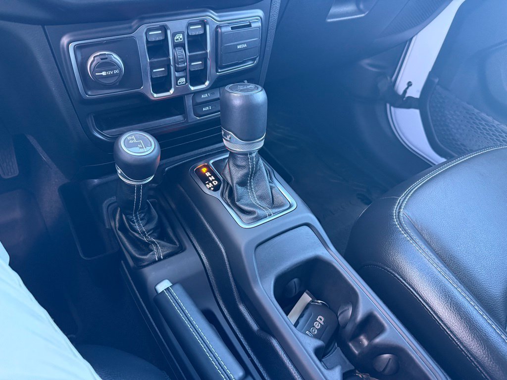 Used 2020 Jeep Wrangler Unlimited Sahara AWD/4WD image 25