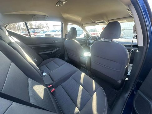Used 2020 Nissan Altima 2.5 S AWD/4WD image 11