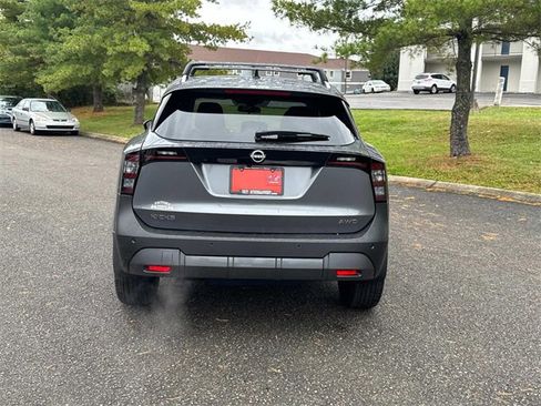 New 2026 Nissan Kicks SV w/ SV Premium Package image 5
