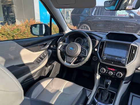 Used 2022 Subaru Forester Limited image 16