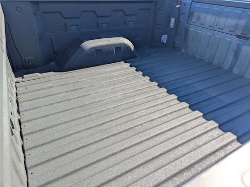 Used 2022 GMC Sierra 1500 SLT w/ SLT Premium Plus Package image 11