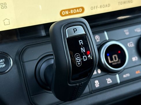 New 2026 Land Rover Defender 110 S AWD/4WD image 17