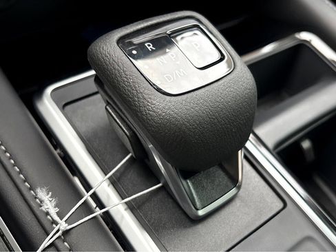 New 2026 Nissan Pathfinder SL image 18