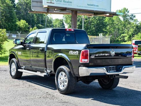 Used 2018 RAM 2500 Laramie w/ Snow Chief Group AWD/4WD image 5