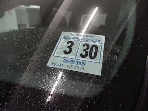 Used 2024 GMC Sierra 1500 Elevation image 30