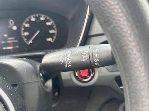 Used 2023 Honda CR-V LX image 14