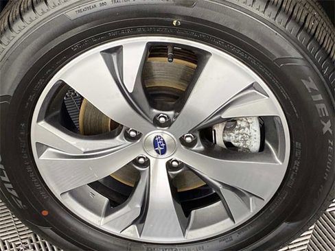 Used 2023 Subaru Ascent Premium w/ Convenience Package image 26