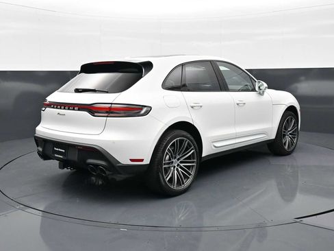 New 2026 Porsche Macan AWD/4WD image 25