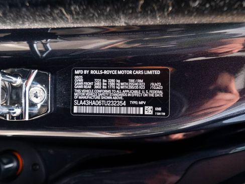 Used 2026 Rolls-Royce Cullinan Black Badge AWD/4WD image 48